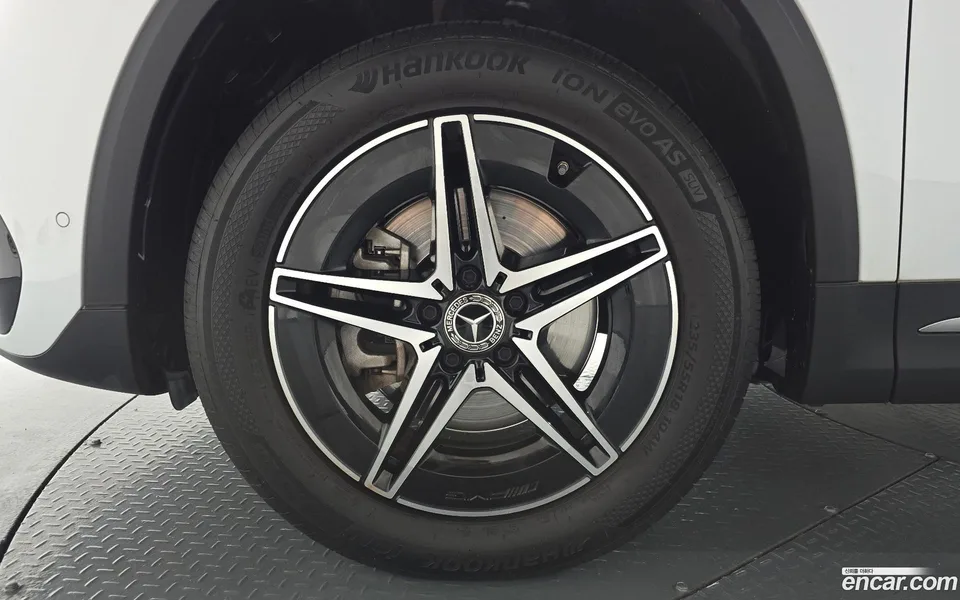 Mercedes-Benz EQA EQA250 AMG 2022 — миниатюра 5