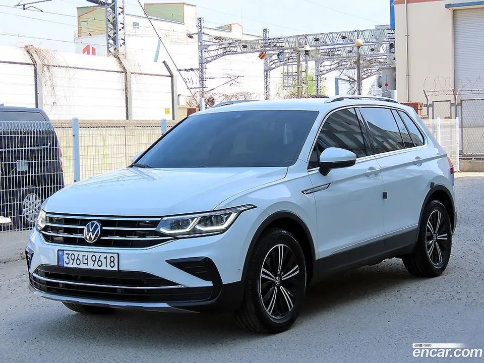 Volkswagen Tiguan 2.0 TDI 2022 — миниатюра 2