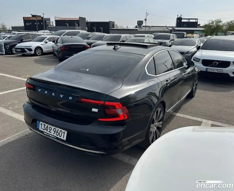 Volvo S90 T8 AWD 2022 — миниатюра 4