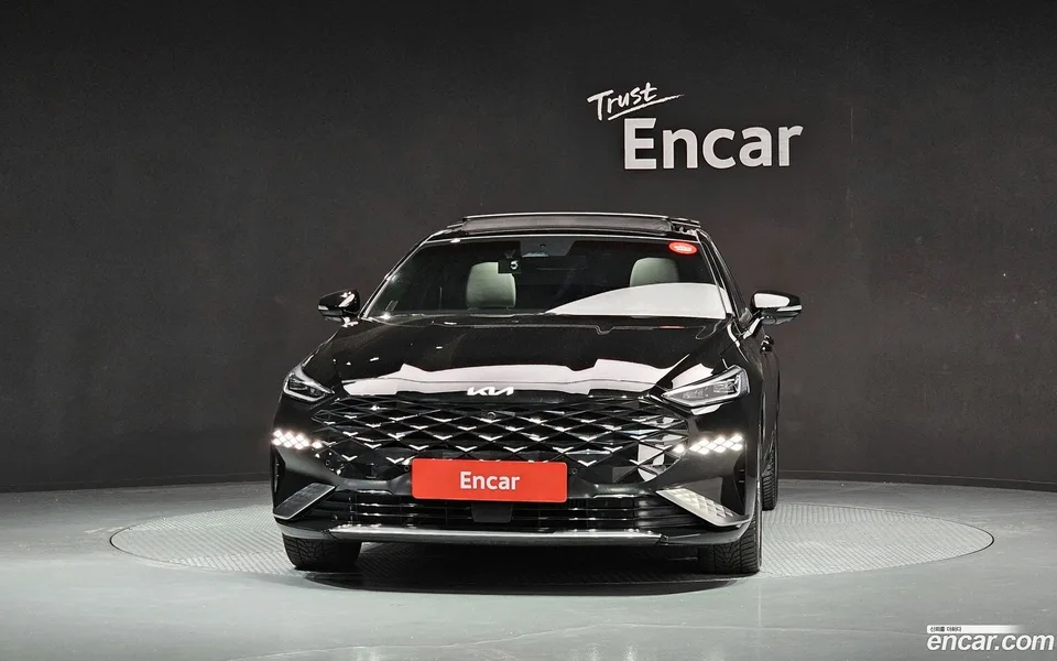Kia K8 Hybrid 2023 — миниатюра 3