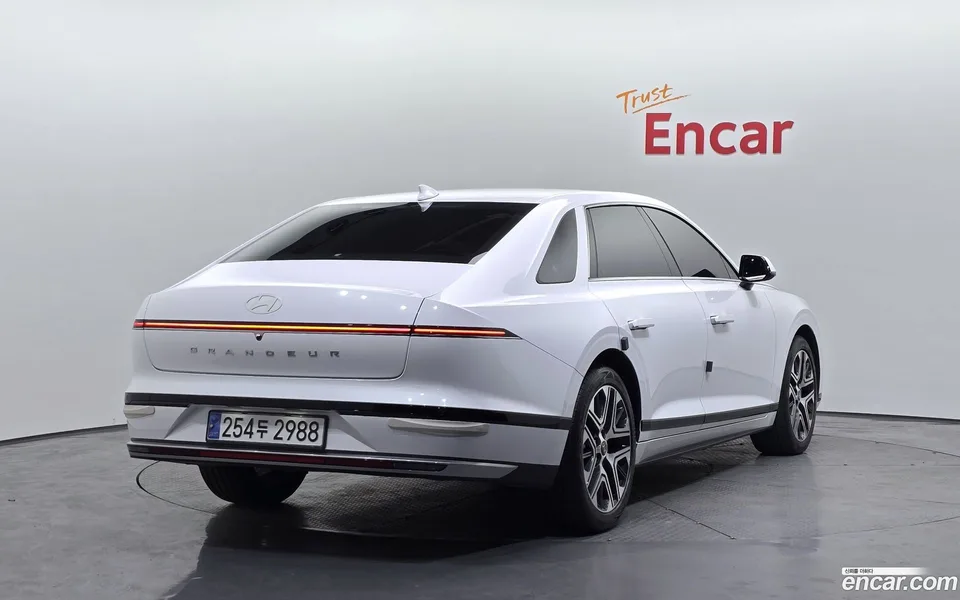 Hyundai Grandeur 2.5 2WD 2025 — миниатюра 2