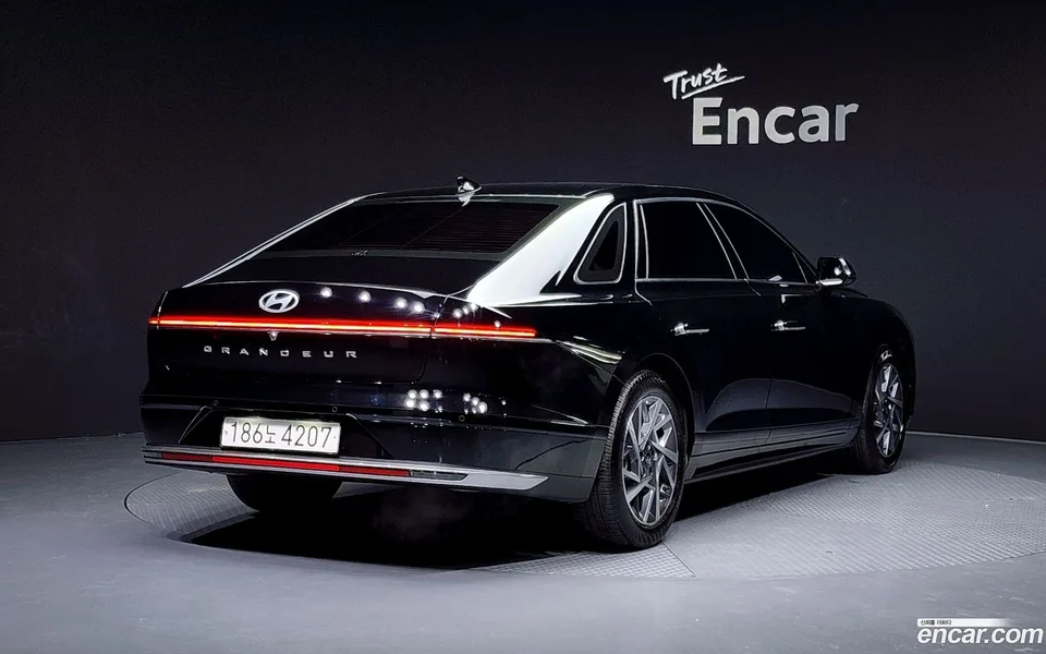 Hyundai Grandeur 3.5 LPG 2WD 2023 — миниатюра 2