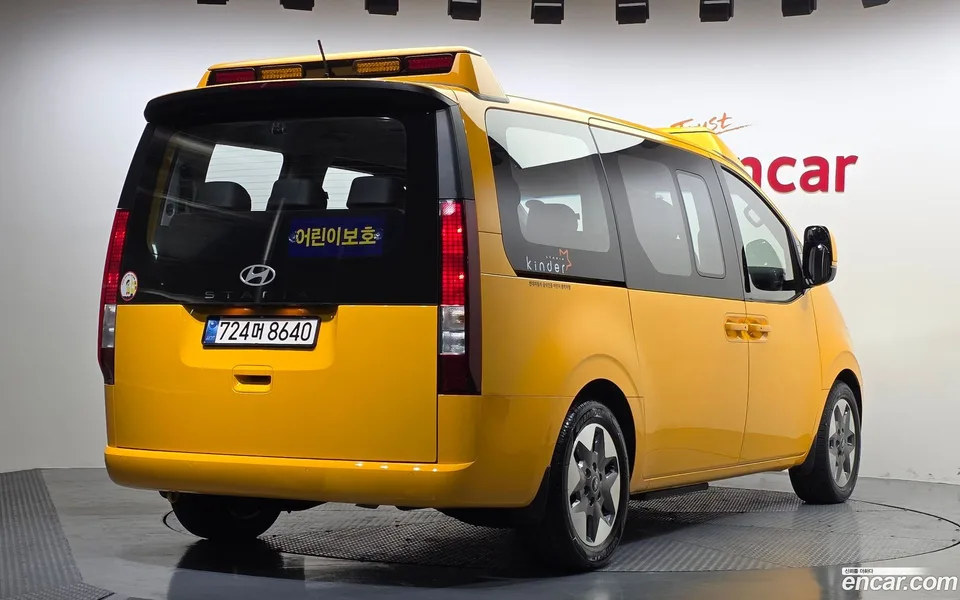 Hyundai Staria L3.5 2025 — миниатюра 2