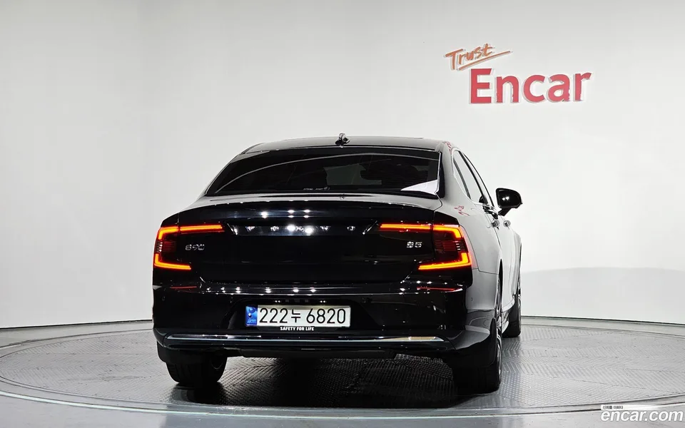 Volvo S90 B5 2023 — миниатюра 4