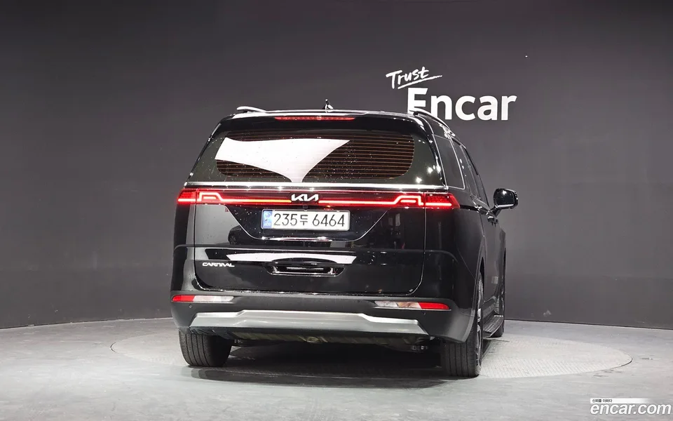 Kia Carnival 7 2023 — миниатюра 4
