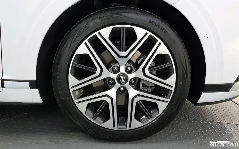 Hyundai Grandeur 2.5 2WD 2025 — миниатюра 5