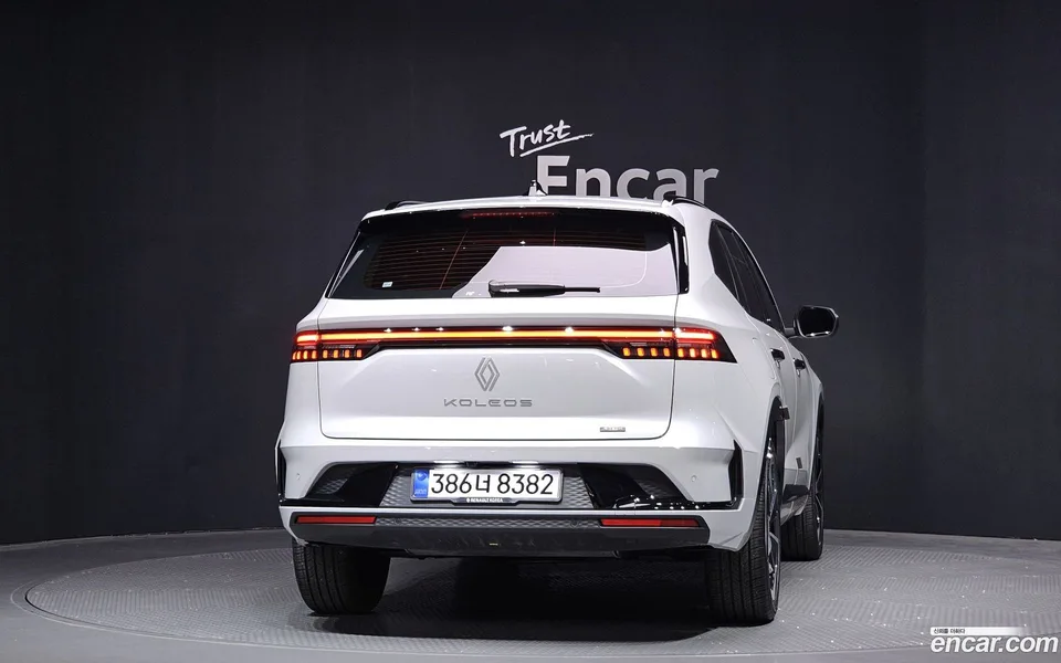 Renault Samsung Grand Koleos 1.5 E-TECH 2WD 2025 — миниатюра 4