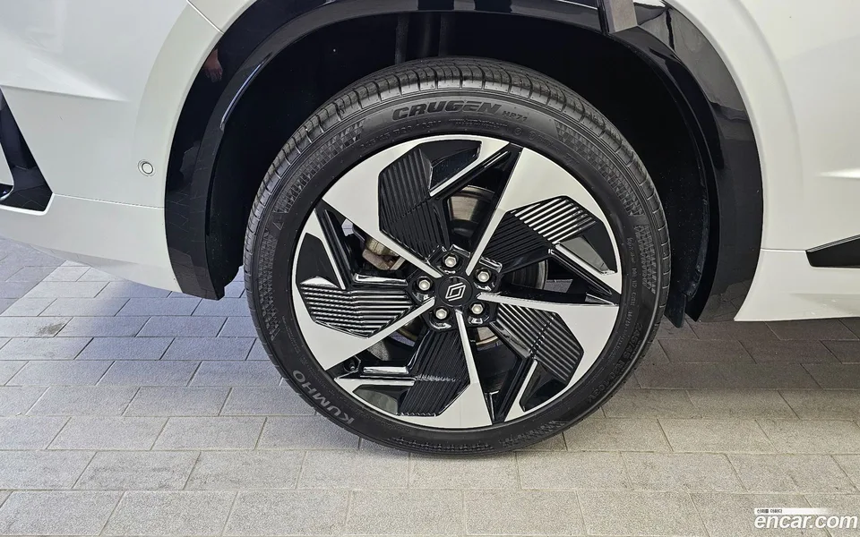 Renault Samsung Grand Koleos 1.5 E-TECH 2WD 2025 — миниатюра 5