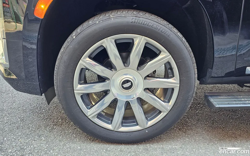 Cadillac Escalade 6.2 ESV 2022 — миниатюра 5