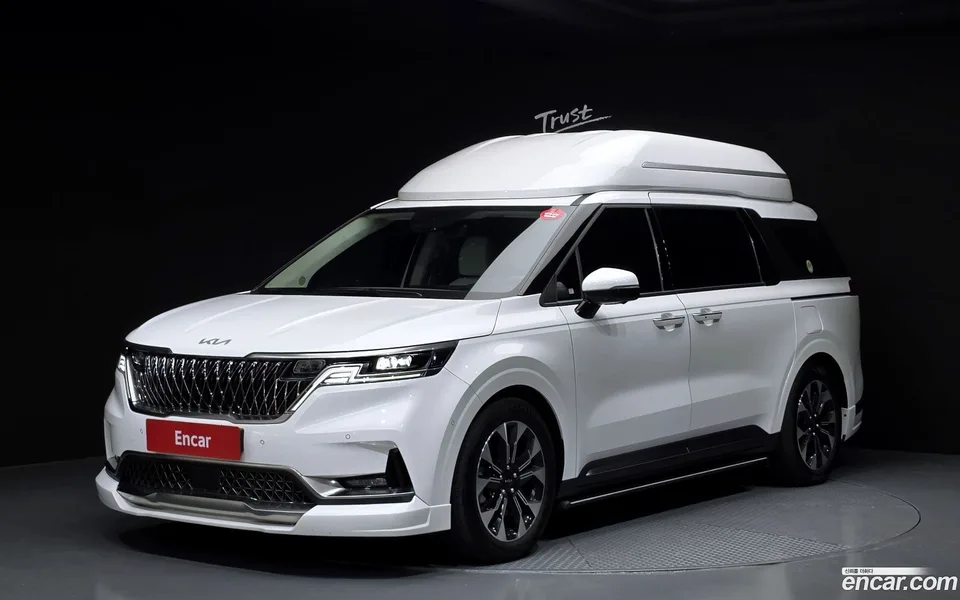Kia Carnival 9 () 2023 — фото 1, купить с доставкой в Москву