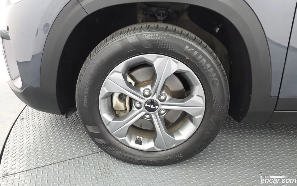 Kia Seltos 1.6 4WD 2024 — миниатюра 5