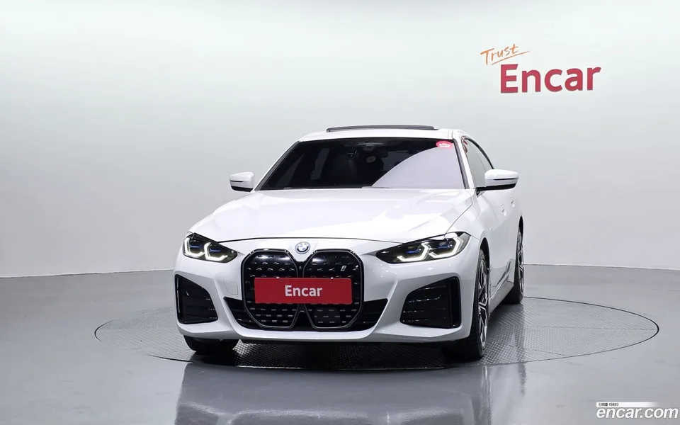 BMW i4 eDrive40 M 2022 — миниатюра 3