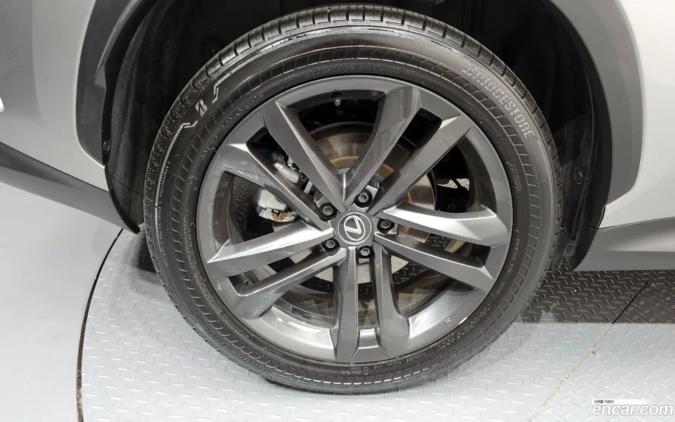 Lexus NX 350h 2024 — миниатюра 5