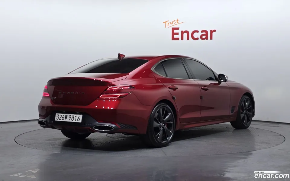 Genesis G70 3.3T 2WD 2023 — миниатюра 2