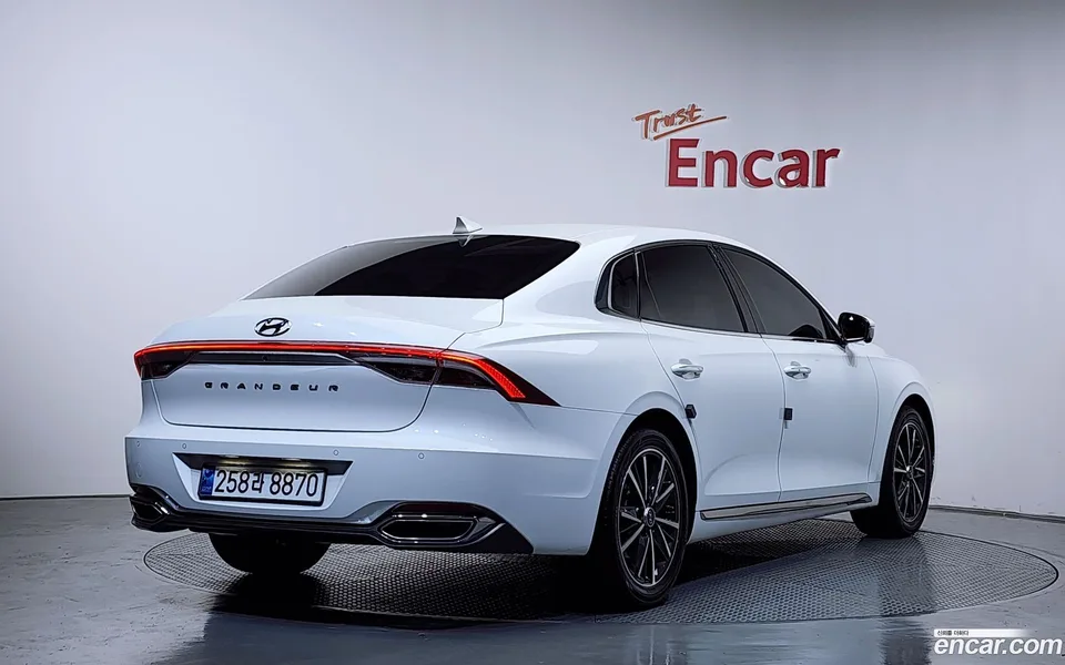 Hyundai Grandeur IG 2.5 2022 — миниатюра 2