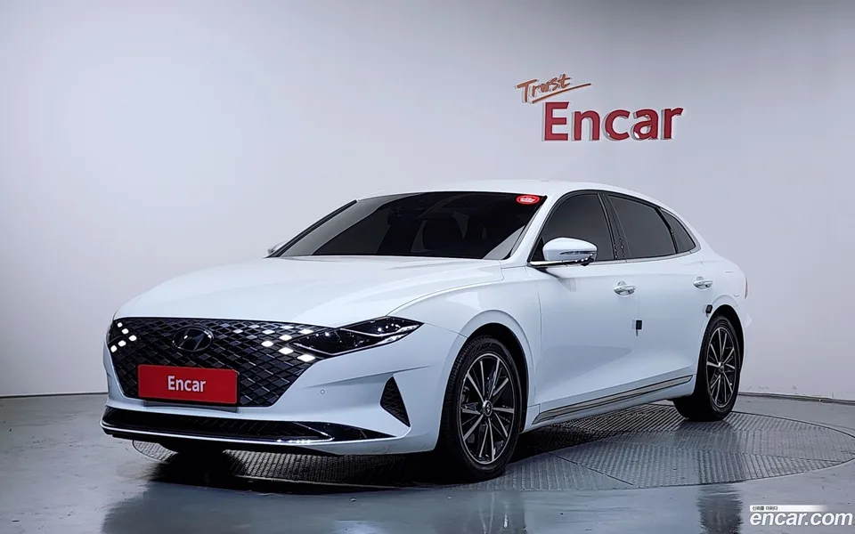 Hyundai Grandeur IG 2.5 2022 — фото 1, купить с доставкой в Москву