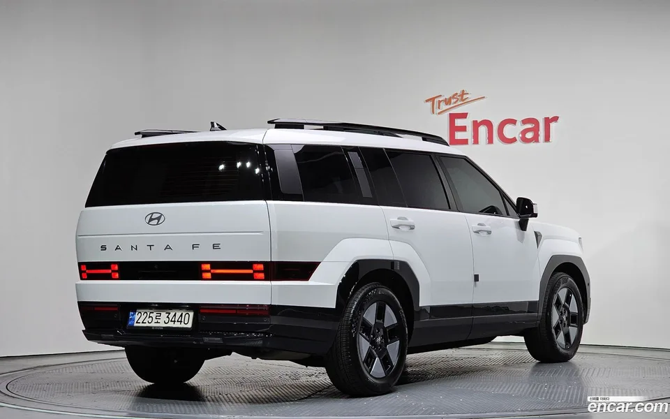 Hyundai SantaFe HEV 1.6 2WD 2024 — миниатюра 2