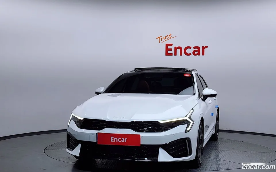 Kia K5 Hybrid 2024 — миниатюра 3