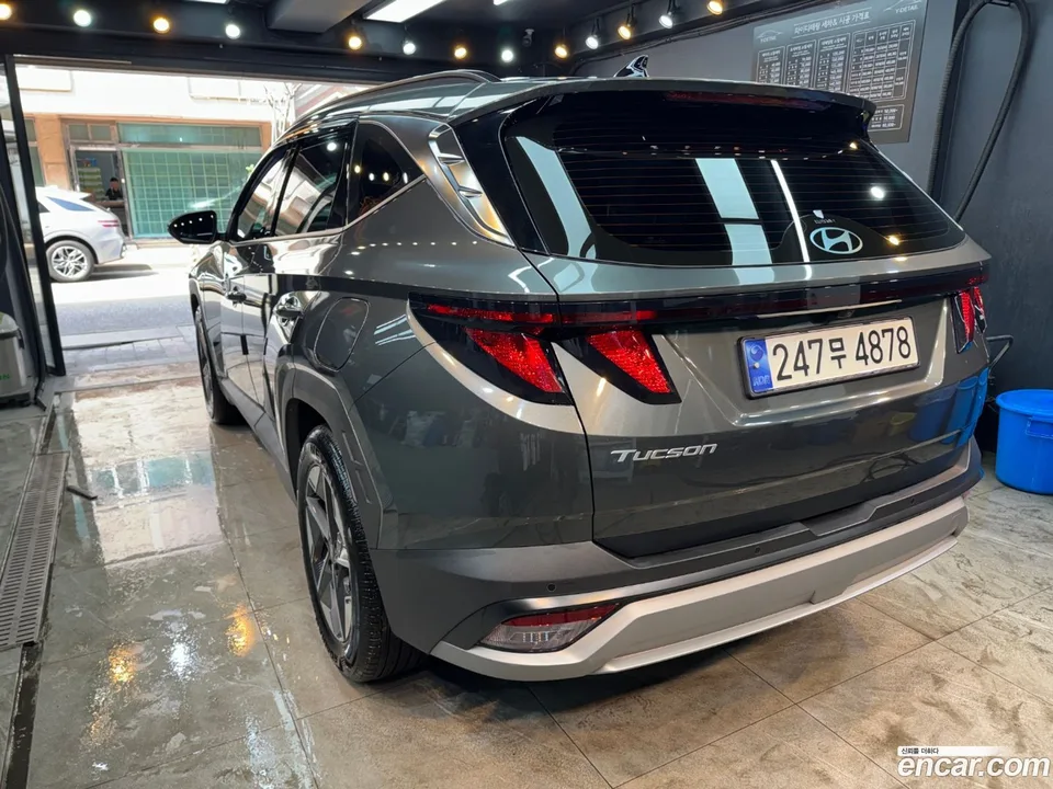 Hyundai Tucson NX4 1.6 2WD 2023 — миниатюра 4