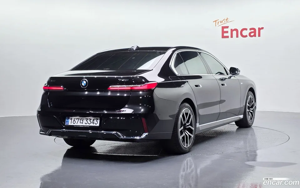 BMW 7 Series 740i xDrive M 2025 — миниатюра 2