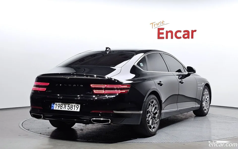 Genesis G80 2.5 AWD 2023 — миниатюра 2
