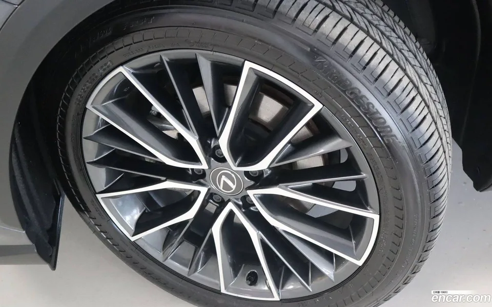 Lexus NX 350h 2025 — миниатюра 2