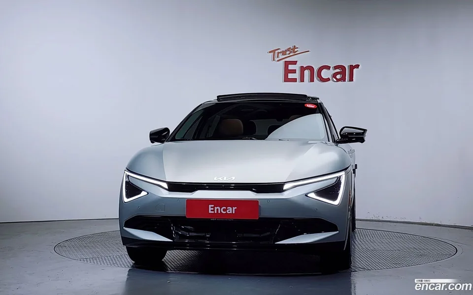 Kia EV6 2WD 2024 — миниатюра 3