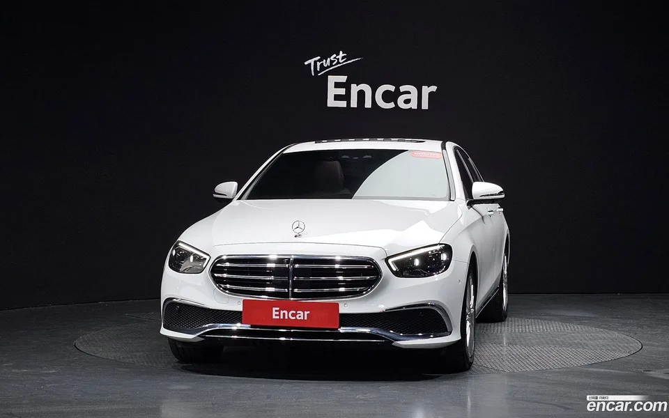 Mercedes-Benz E-Class E250 2022 — миниатюра 3