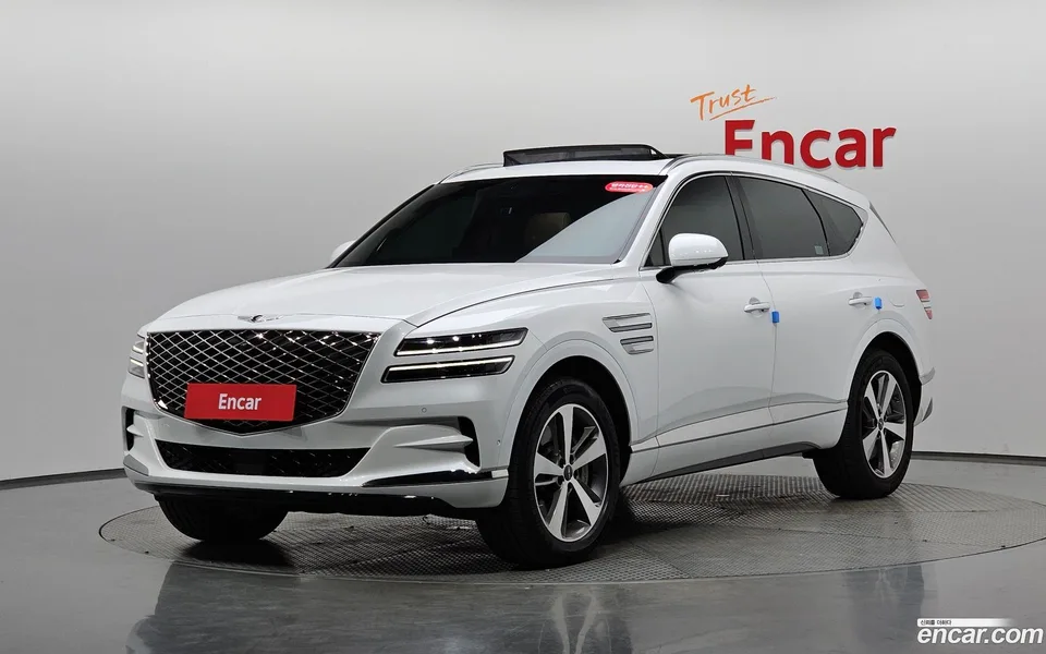 Genesis GV80 2.5T AWD 2023 — фото 1, купить с доставкой в Москву