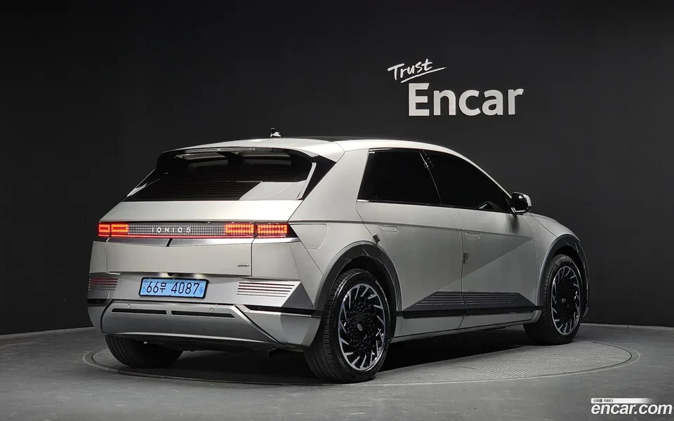 Hyundai Ioniq 5 AWD 2022 — миниатюра 2