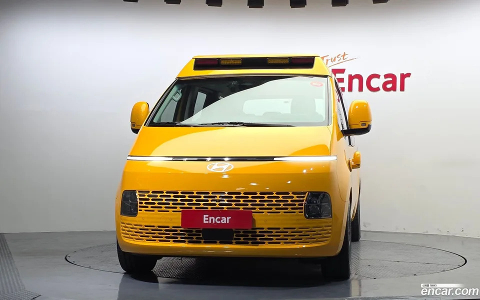 Hyundai Staria L3.5 2025 — миниатюра 3
