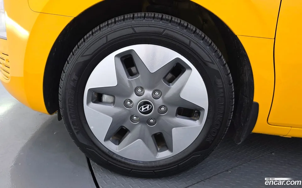 Hyundai Staria L3.5 2025 — миниатюра 5