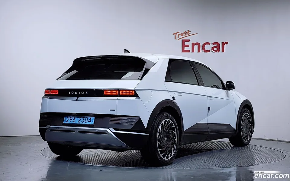 Hyundai Ioniq 5 AWD 2022 — миниатюра 2