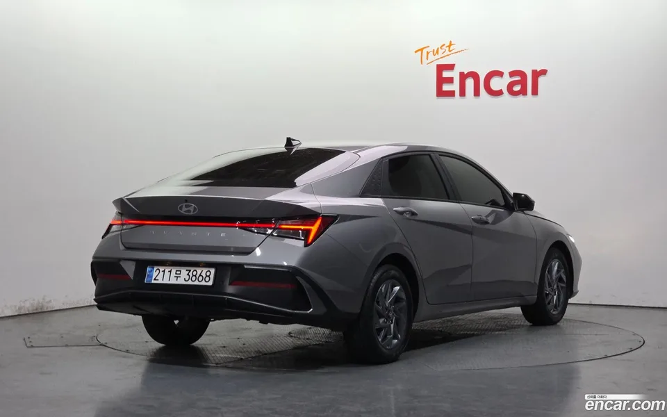 Hyundai Avante CN7 1.6 2024 — миниатюра 2