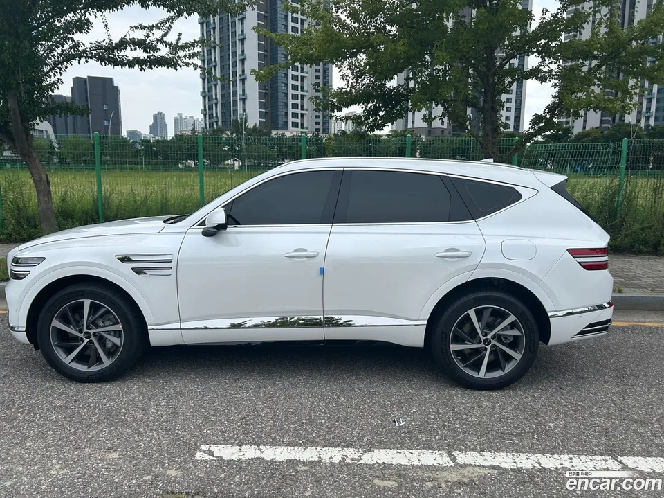 Genesis GV80 2.5T 2WD 2025 — миниатюра 2