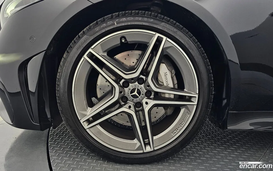 Mercedes-Benz CLS-Class CLS300d 4MATIC 2023 — миниатюра 5