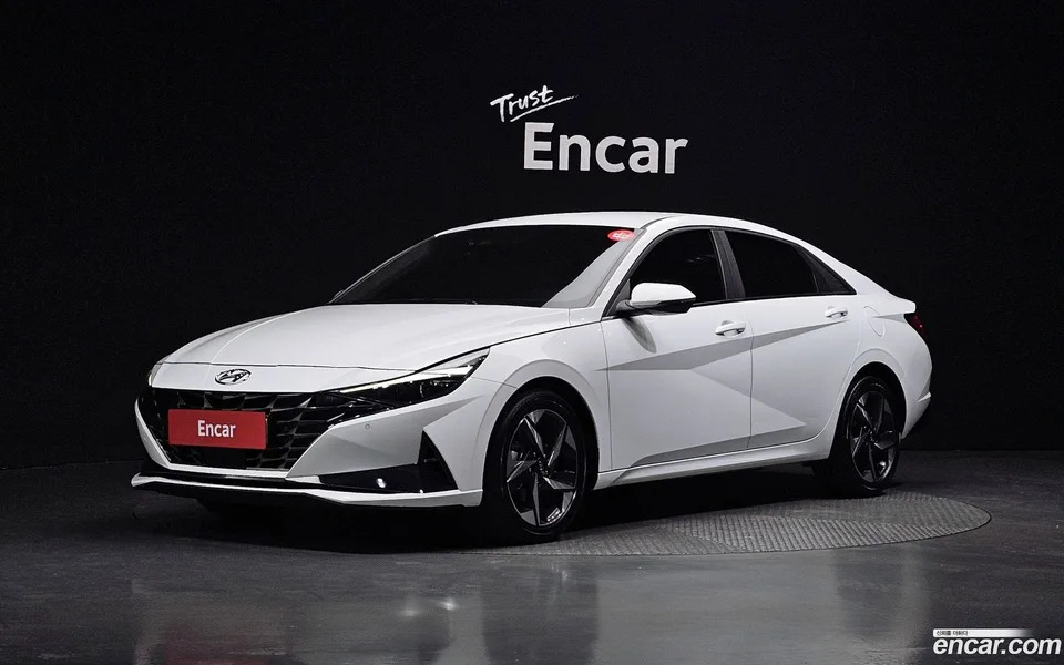 Hyundai Avante 1.6 2023 — фото 1, купить с доставкой в Москву