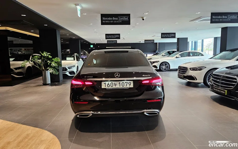 Mercedes-Benz E-Class E450 4MATIC 2023 — миниатюра 4