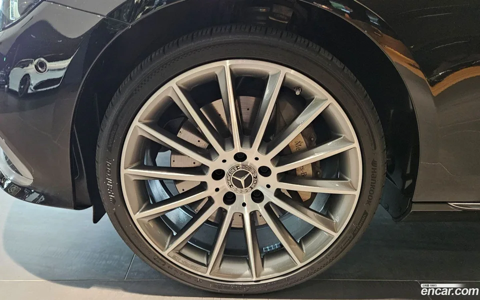 Mercedes-Benz E-Class E450 4MATIC 2023 — миниатюра 5