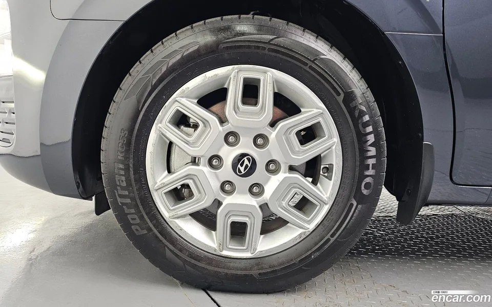 Hyundai Staria 5 2024 — миниатюра 5