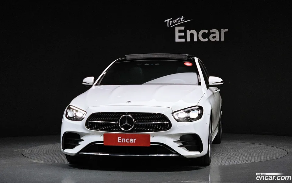 Mercedes-Benz E-Class E350 4MATIC AMG Line 2022 — миниатюра 3