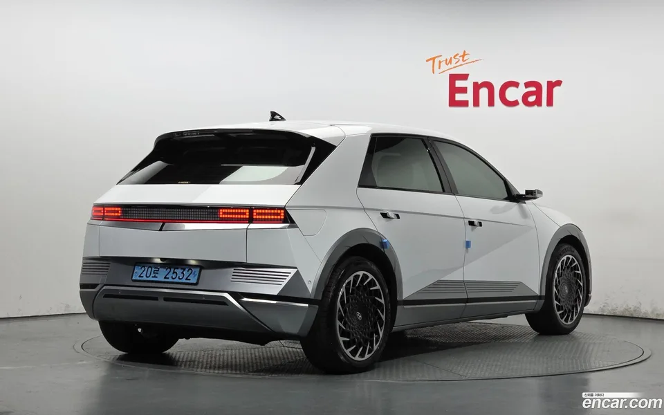 Hyundai Ioniq 5 2022 — миниатюра 2