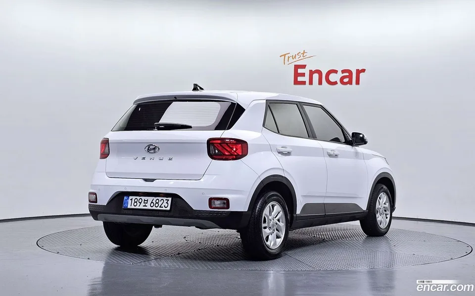 Hyundai Venue 1.6 2022 — миниатюра 2