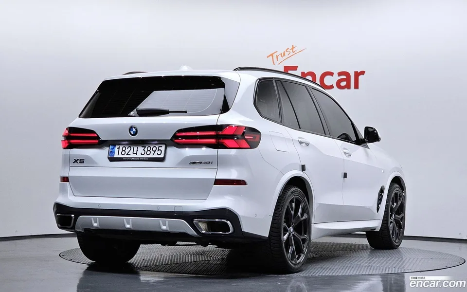 BMW X5 xDrive 40i M 2023 — миниатюра 2