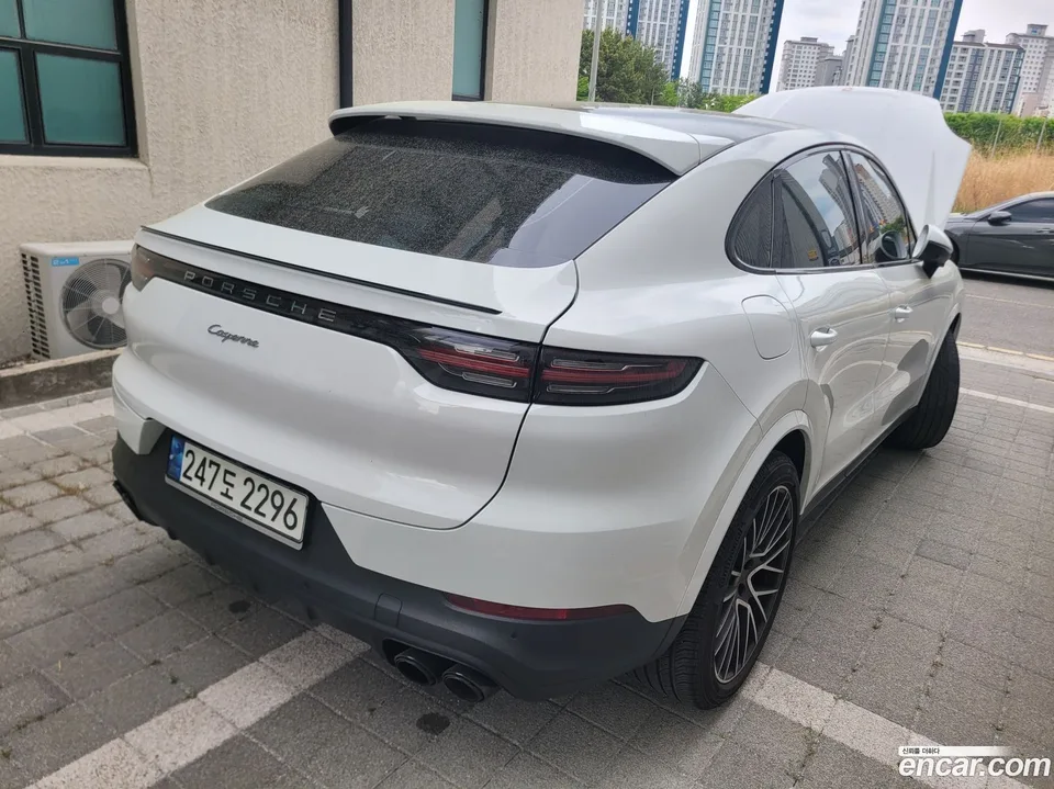 Porsche Cayenne 3.0 2022 — миниатюра 3