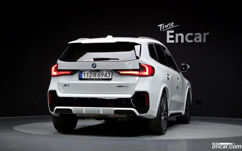 BMW X1 xDrive 20i M 2023 — миниатюра 4
