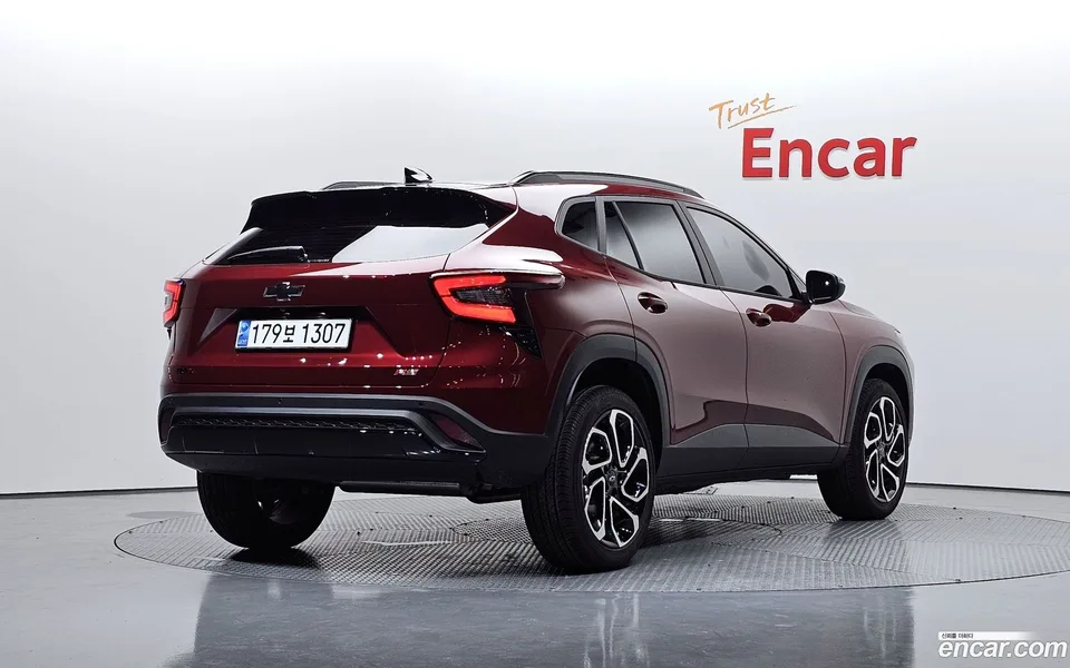 Chevrolet Trax Crossover 1.2 RS 2023 — миниатюра 2