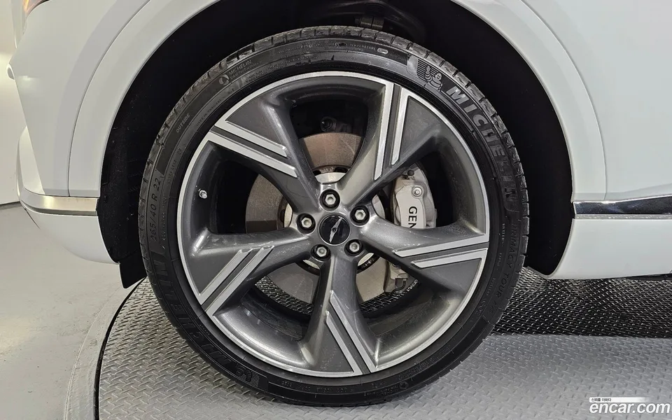 Genesis GV80 2.5T 2WD 2024 — миниатюра 5
