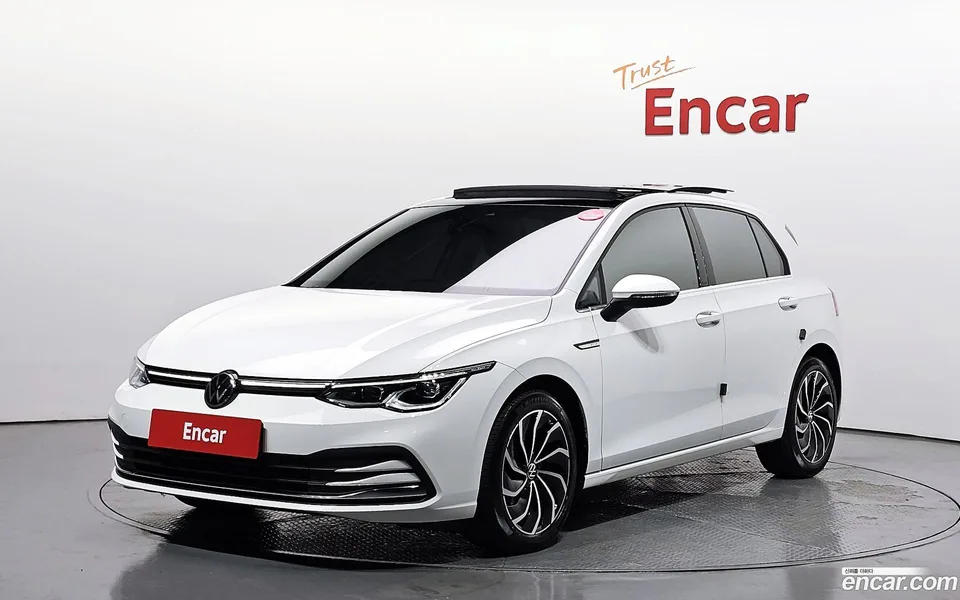 Volkswagen Golf 2.0 TDI 2022 — фото 1, купить с доставкой в Москву