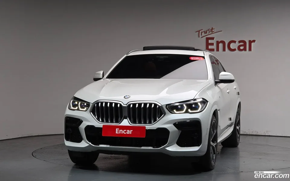 BMW X6 xDrive40i M 2022 — миниатюра 3